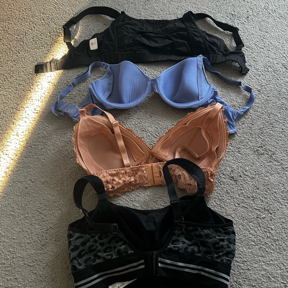 Nursing Bra Lot - Picture 2 of 7
